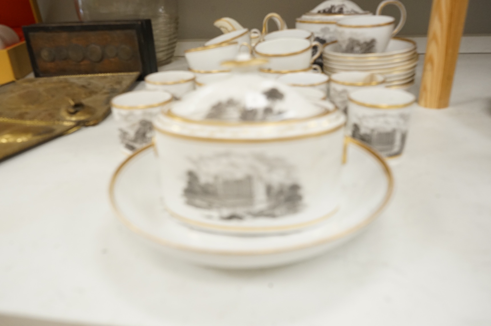 A Spode bat-printed part tea / coffee set, c.1802, including pattern 557, largest 26cm wide